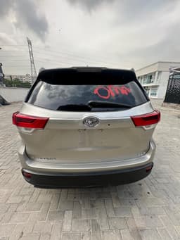 2016 Toyota Highlander - photo 4 of 13 | BSF Cars