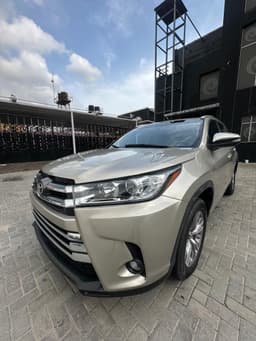 2016 Toyota Highlander - photo 10 of 13 | BSF Cars